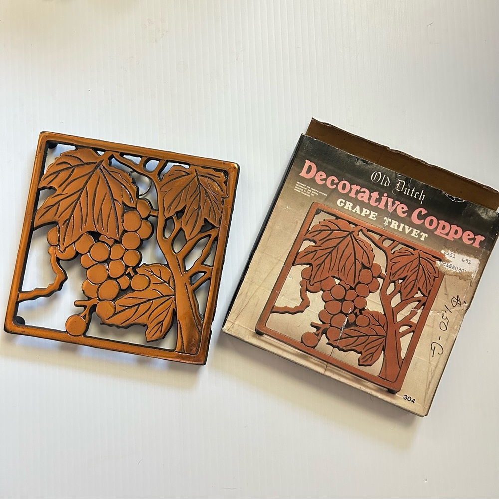 Old Dutch Decorative Copper Grape Trivet